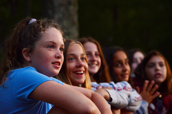 Why Fairview Lake YMCA Camps is a Proudly Screen-Free Summer Camp in NJ